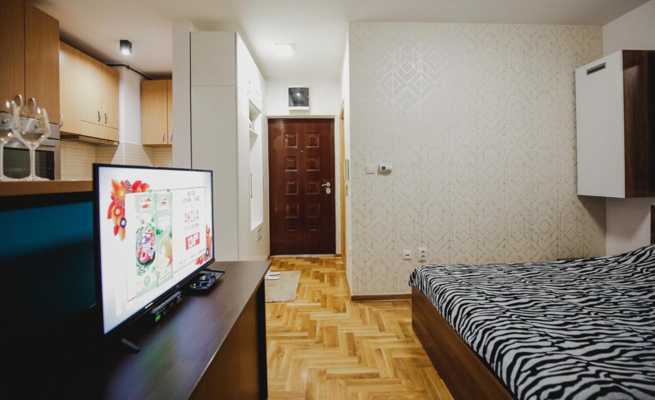 Prestige Apartment غورنيي ميلانوفاك المظهر الخارجي الصورة